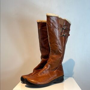 KEEN Bern Baby Bern Womens Size 9 Boots Knee High Cognac Leather Shearling Lined